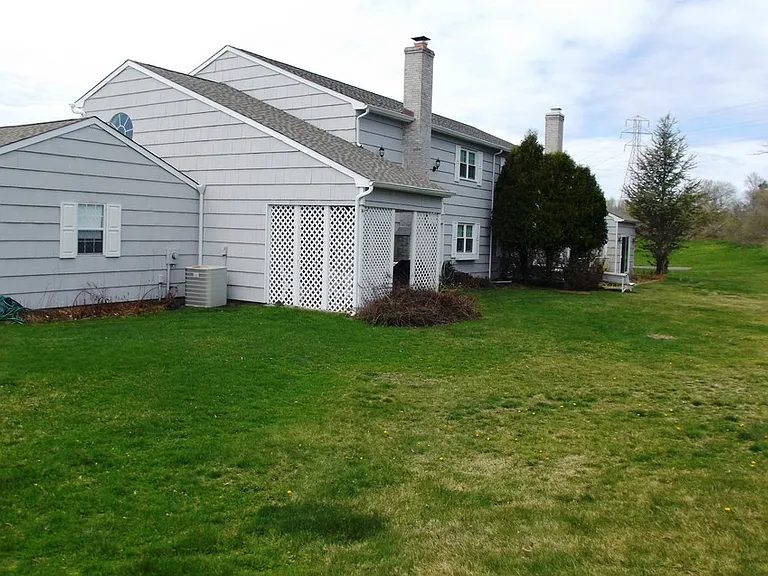 116 Saint Andrews Cir — Photo 14