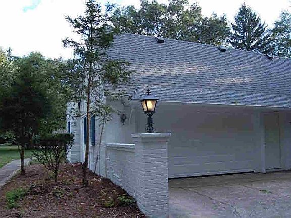 4th image of 7587 Dartmouth Dr