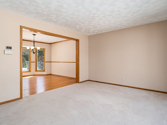 5th image of 6447 Shiloh Close