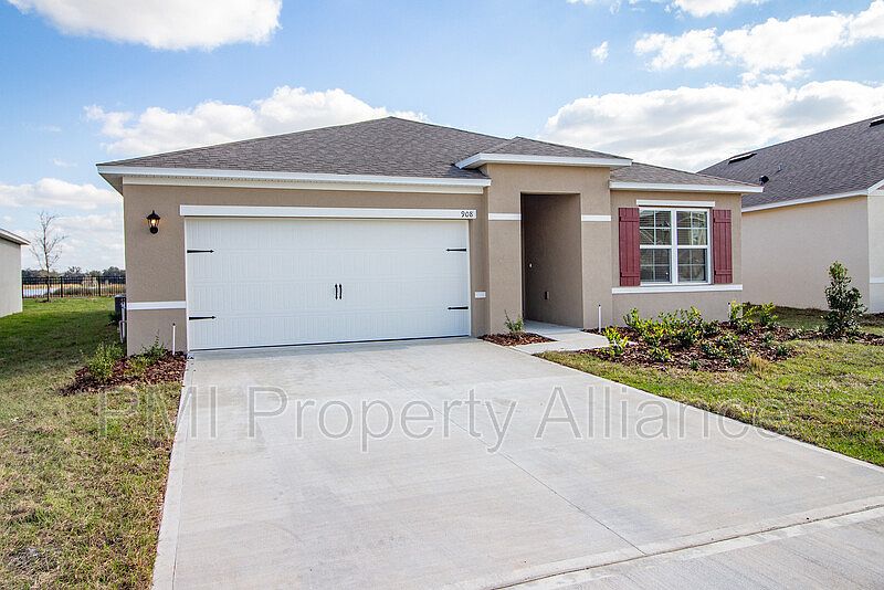 1st image of 908 Brooklet Dr