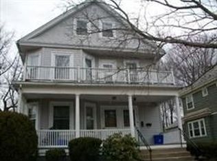 121 Pawtuxet Ave, Cranston, RI 02905