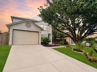 10107 Sunset Pl, San Antonio, TX 78245