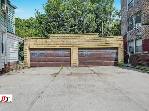 945 East 15th Street image 33 of 34