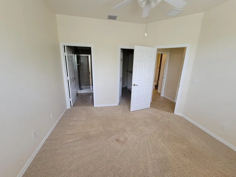3031 SE Lexington Lakes Dr #203 — Photo 36