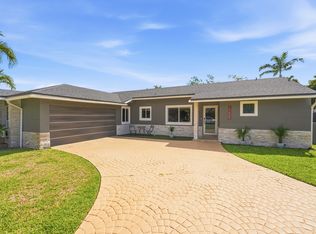 19655 NW 62nd Ct, Hialeah, FL 33015
