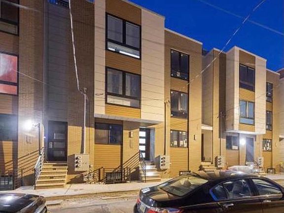 2nd image of 1624 Cambridge St Unit A
