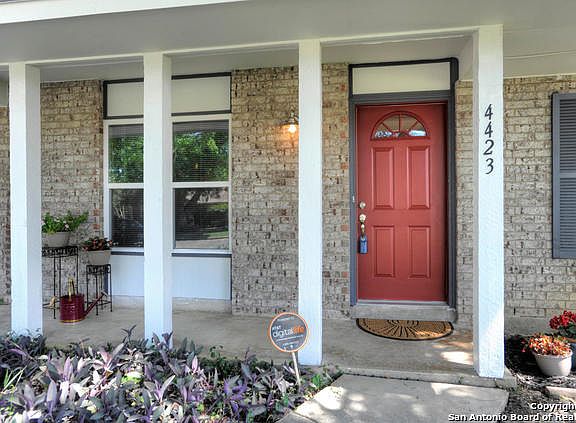 2nd image of 4423 Sun Vista Ln