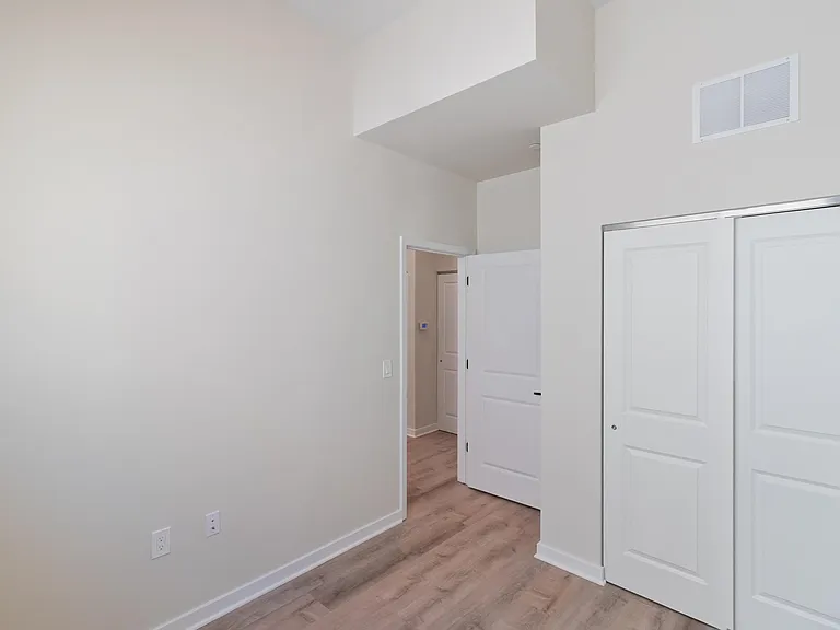 Avenue Eleven Apartments — Photo 26