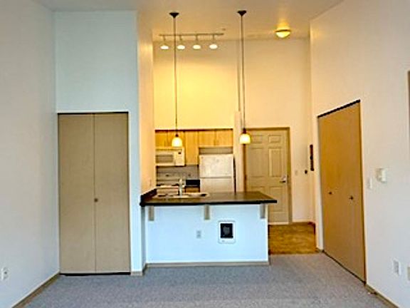 5th image of 812 5th Ave N APT 413