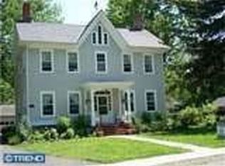 52 River Dr, Titusville, NJ 08560