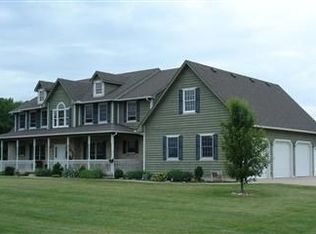 5576 Henderson Rd, Waynesville, OH 45068