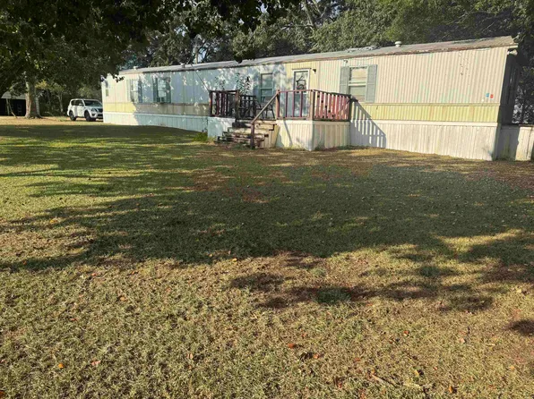 15307 Irby Ln, Andalusia, AL 36421