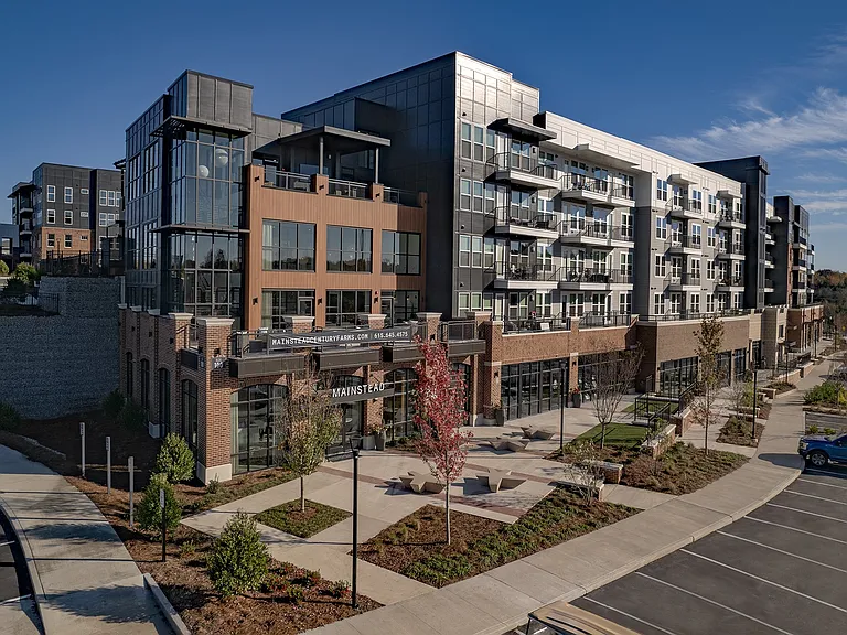 Mainstead at Century Farms Apartments — Photo 38