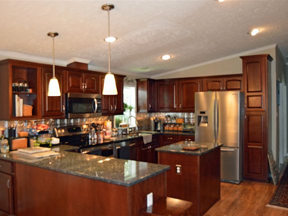 2nd image of 154 Turkey Dr