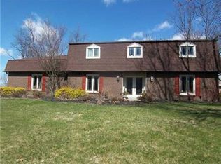 106 Fireside Dr, Mcmurray, PA