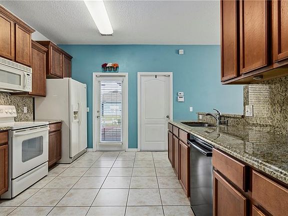 5th image of 1671 Buckeye Falls Way