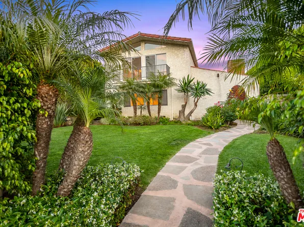 210 Georgina Ave, Santa Monica, CA 90402