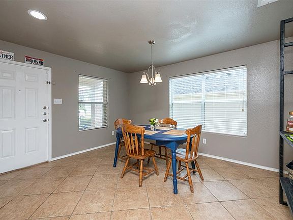 4th image of 1958 Courtside Dr
