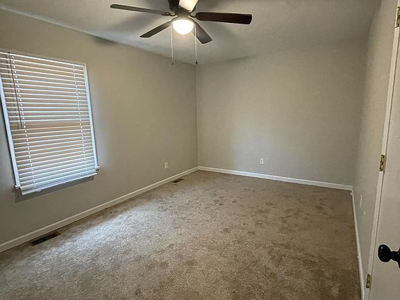 2nd image of 133 E Vail Dr #133