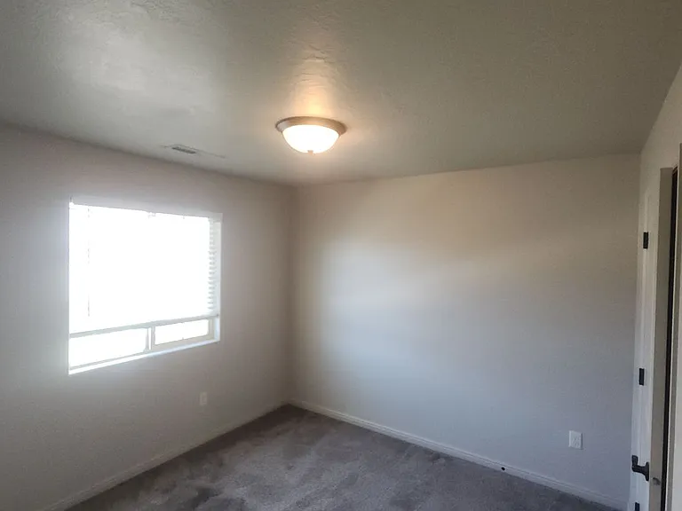 370 W Buena Vista Blvd #129 — Photo 3