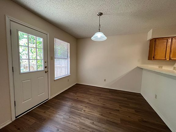 5th image of 12919 Humphrey Dr
