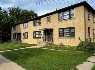 2820 N 76th St APT 1, Milwaukee, WI 53222