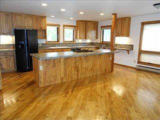 2nd image of 31 Starling Dr