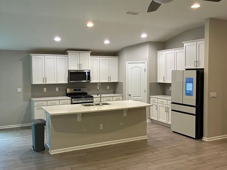 107 Holm Pl — Photo 15