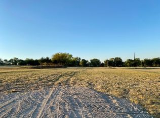 136 Chicken Field Rd, Whitewright, TX 75491