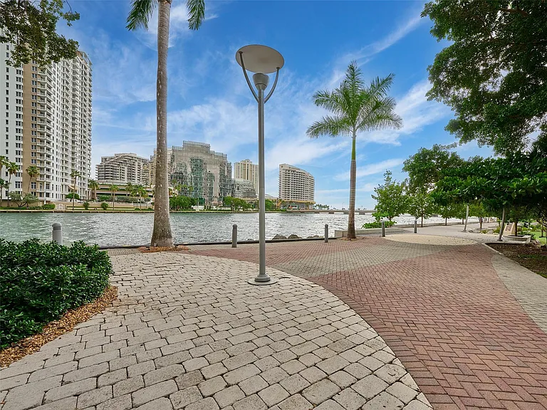 495 Brickell Ave #4506 — Photo 11