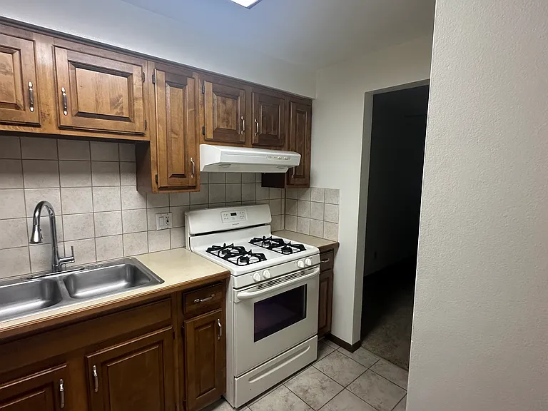 1951 Tennyson Ave NE #1951 — Photo 6