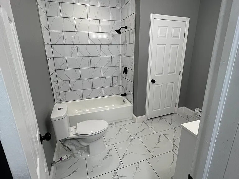 1223 Belmont Ave #3 — Photo 6