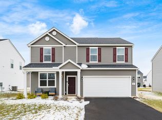 123 Hutchison St, Ashville, OH 43103