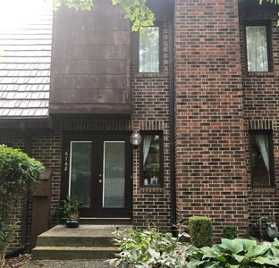 6768 Covington Creek Trl, Fort Wayne, IN, 46804