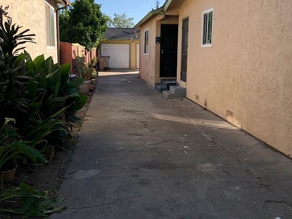 2nd image of 263 S 22nd St