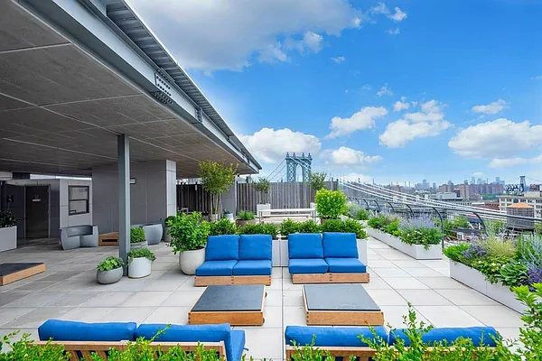 Sold by Compass | media 19