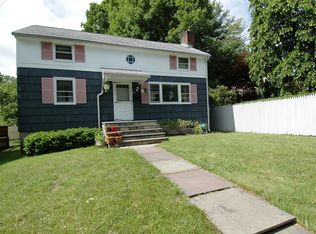2 Princeton St, Norwalk, CT 06851