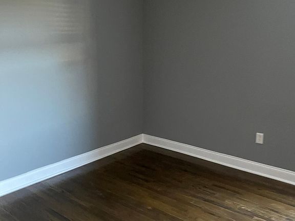 4th image of 4540 Pennsylvania Ave #204