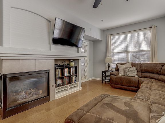 5th image of 1747 N Pearl St APT 104