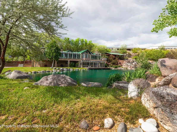 8700 County Road 300, Parachute, CO 81635