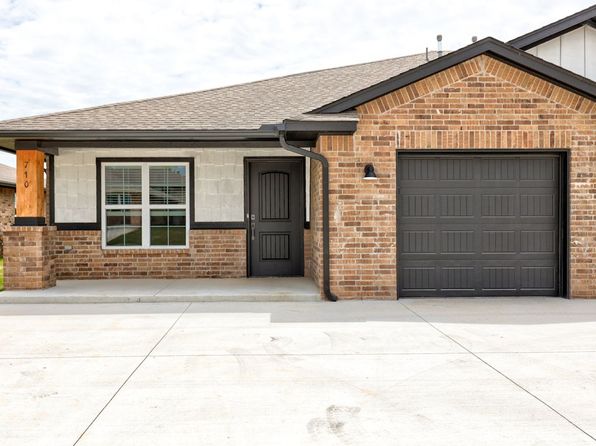 710 League Cir