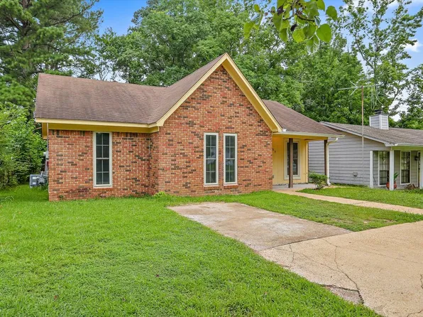 757 Sandy Ln, Pearl, MS 39208