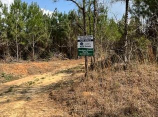 Honeysucker Rd, Camden, MS 39045