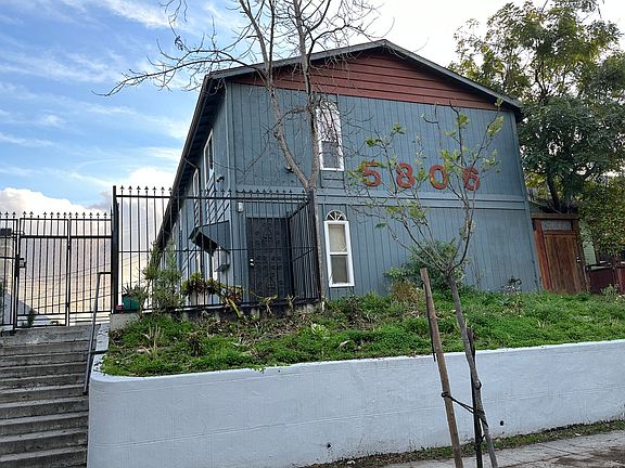 2nd image of 5806 Camerford Ave #3