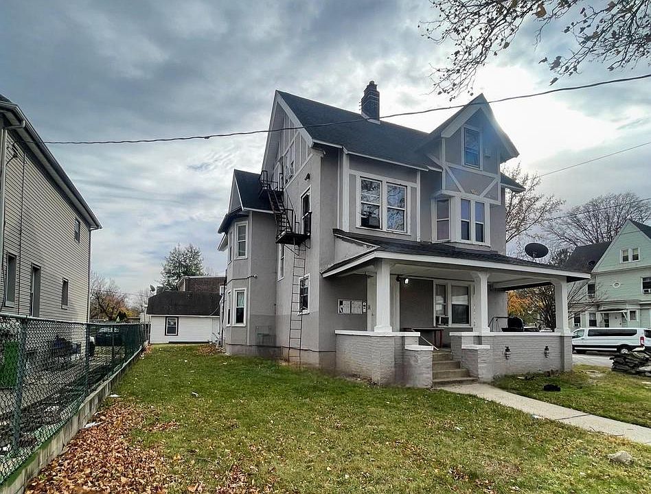 2nd image of 1301 Greenwood Ave