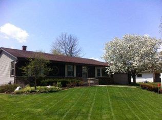 7945 S 66th St, Franklin, WI 53132