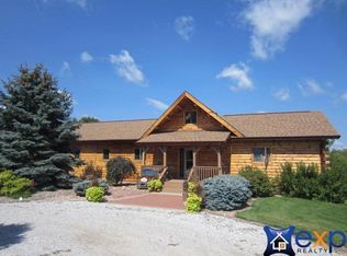 1615 253rd Dr, Seward, NE 68434