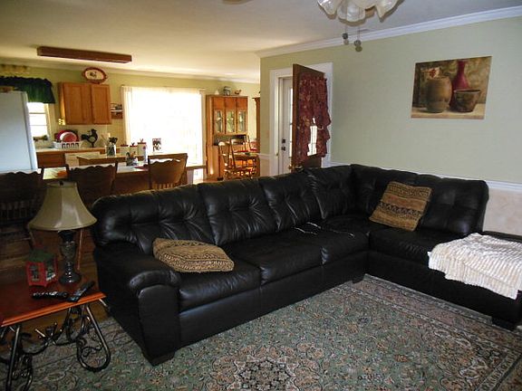 3rd image of 325 Laurel Brook Dr