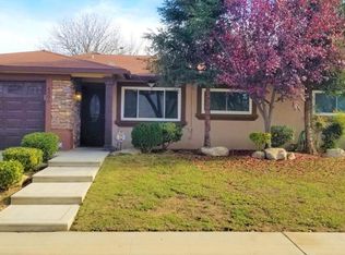 4596 N Pleasant Ave, Fresno, CA 93705