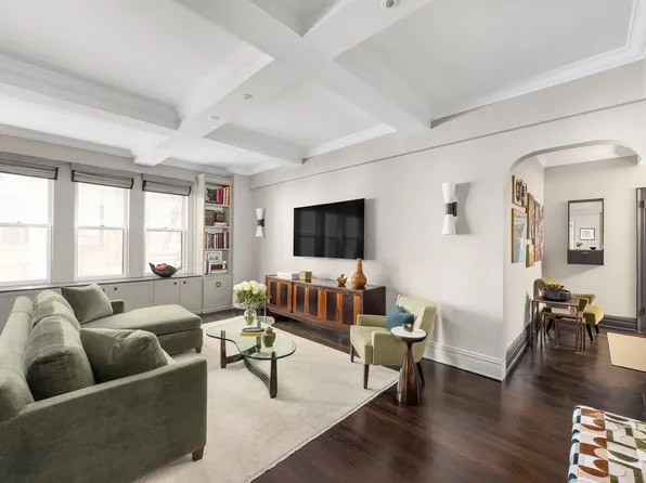 419 East 57th Street image 3 of 18